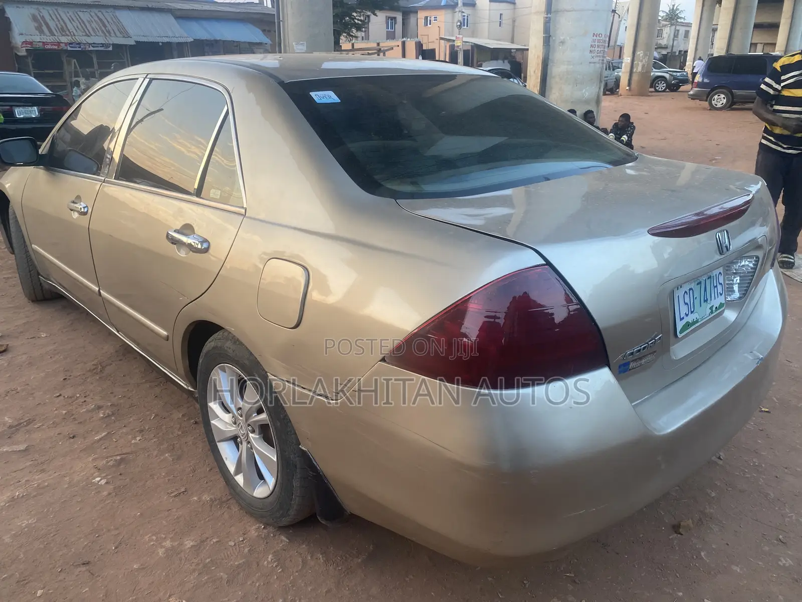 Honda Accord 2006 Gold
