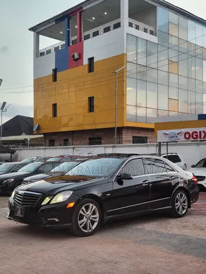 Mercedes-Benz E350 2012 Black