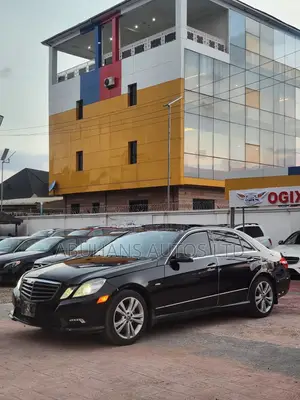 Mercedes-Benz E350 2012 Black
