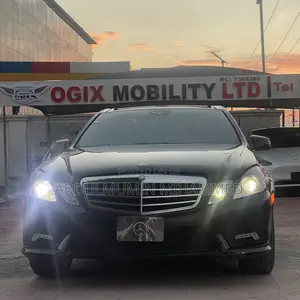 Mercedes-Benz E350 2012 Black