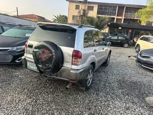 Toyota RAV4 Automatic 2003 Silver