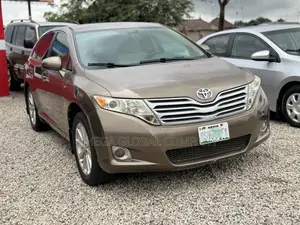 Toyota Venza AWD 2010 Brown