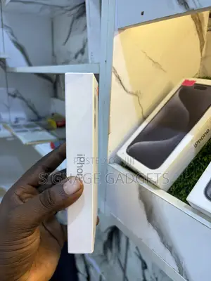 New Apple iPhone 16 Plus 128 GB White