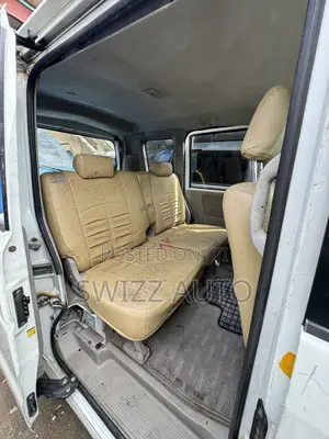 Suzuki Every 2014 White