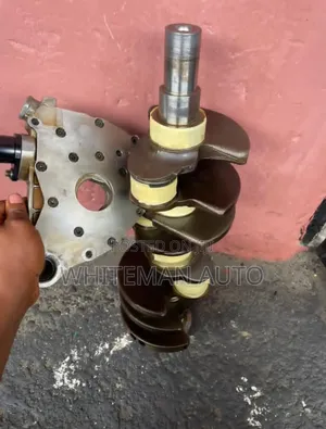 Crankshaft Range Rover LR3 V8 and Oil Pump