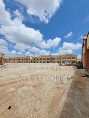 114 SQM Warehouse for Sale