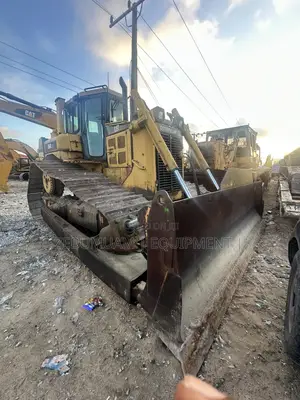Caterpillar Bulldozer D6R LGP for Sale. Price 220M Naira