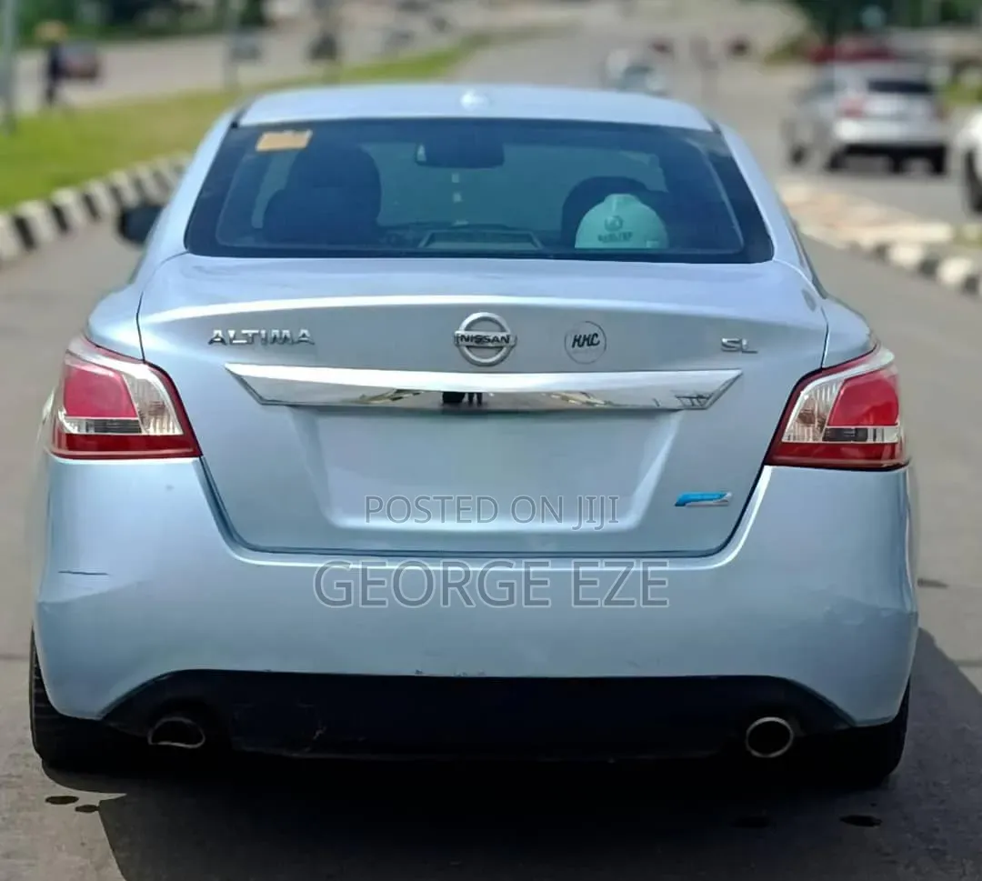 Nissan Altima 2013 Blue