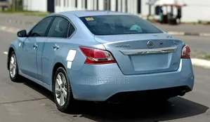 Nissan Altima 2013 Blue