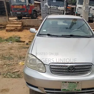 Toyota Corolla 2003 Gray