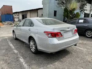 Lexus ES 350 2011 Silver