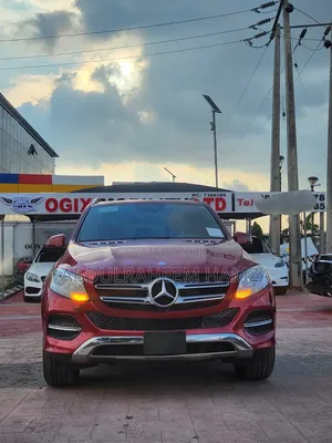 Mercedes-Benz GLE-Class 2016 Red