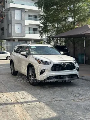 Toyota Highlander Limited AWD 2020 White