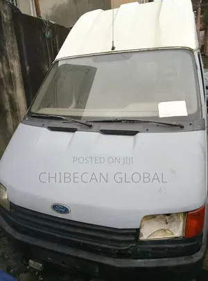 Ford Transit 2000 White