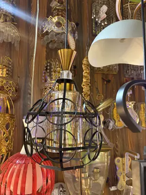 Pendant Dropping Incandescent