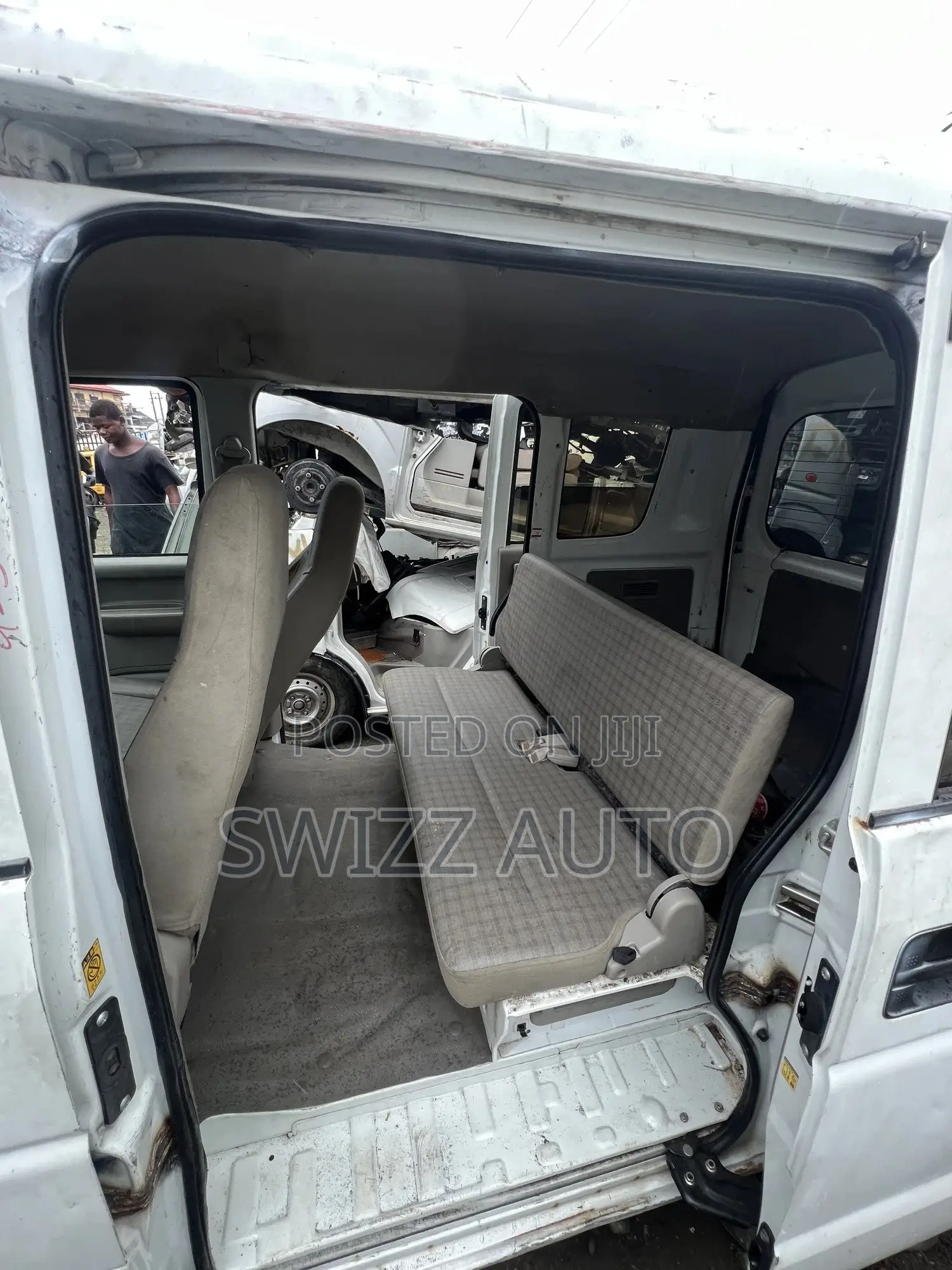 Suzuki Every 2012 White