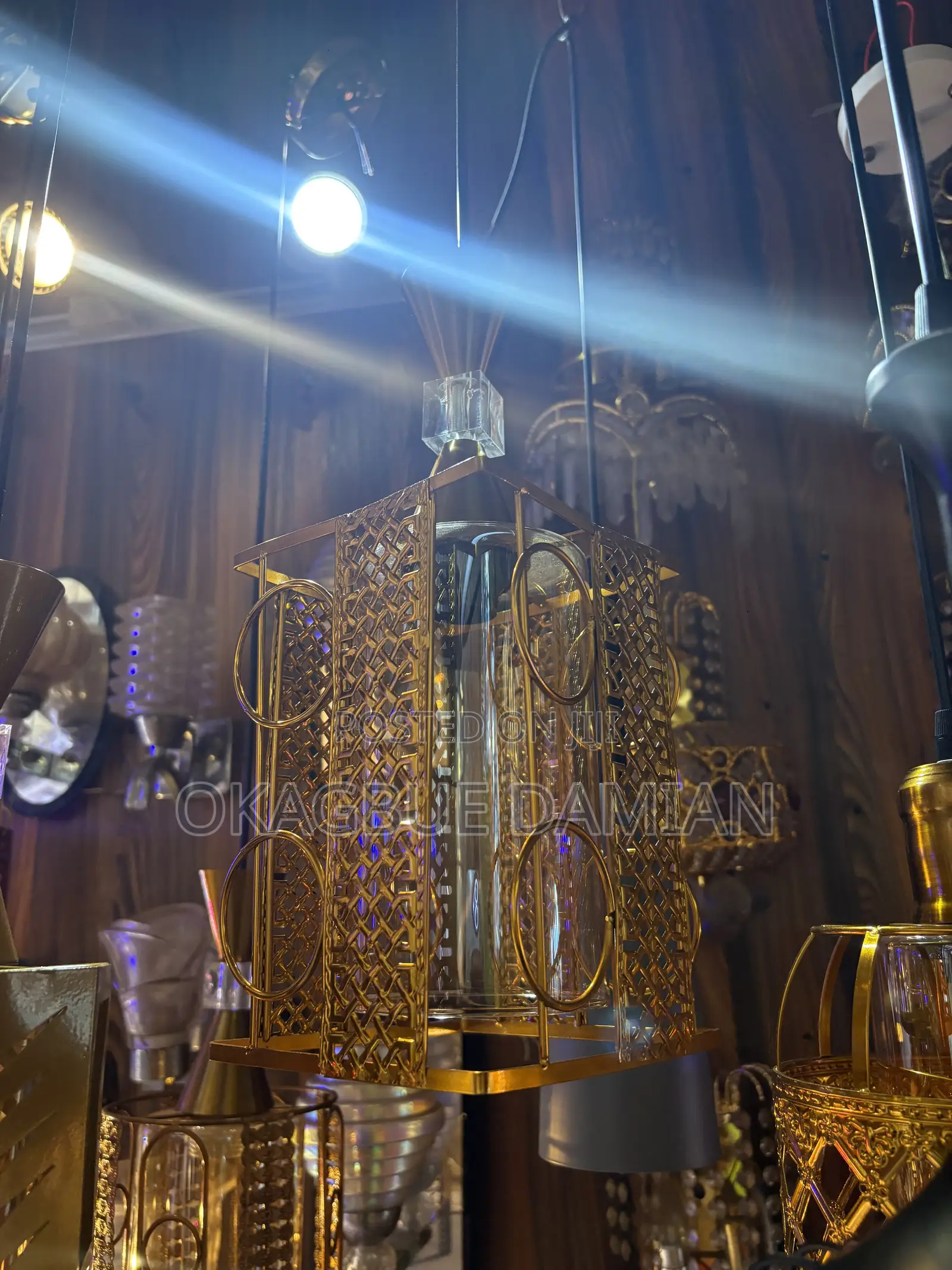 Pendant Dropping Incandescent