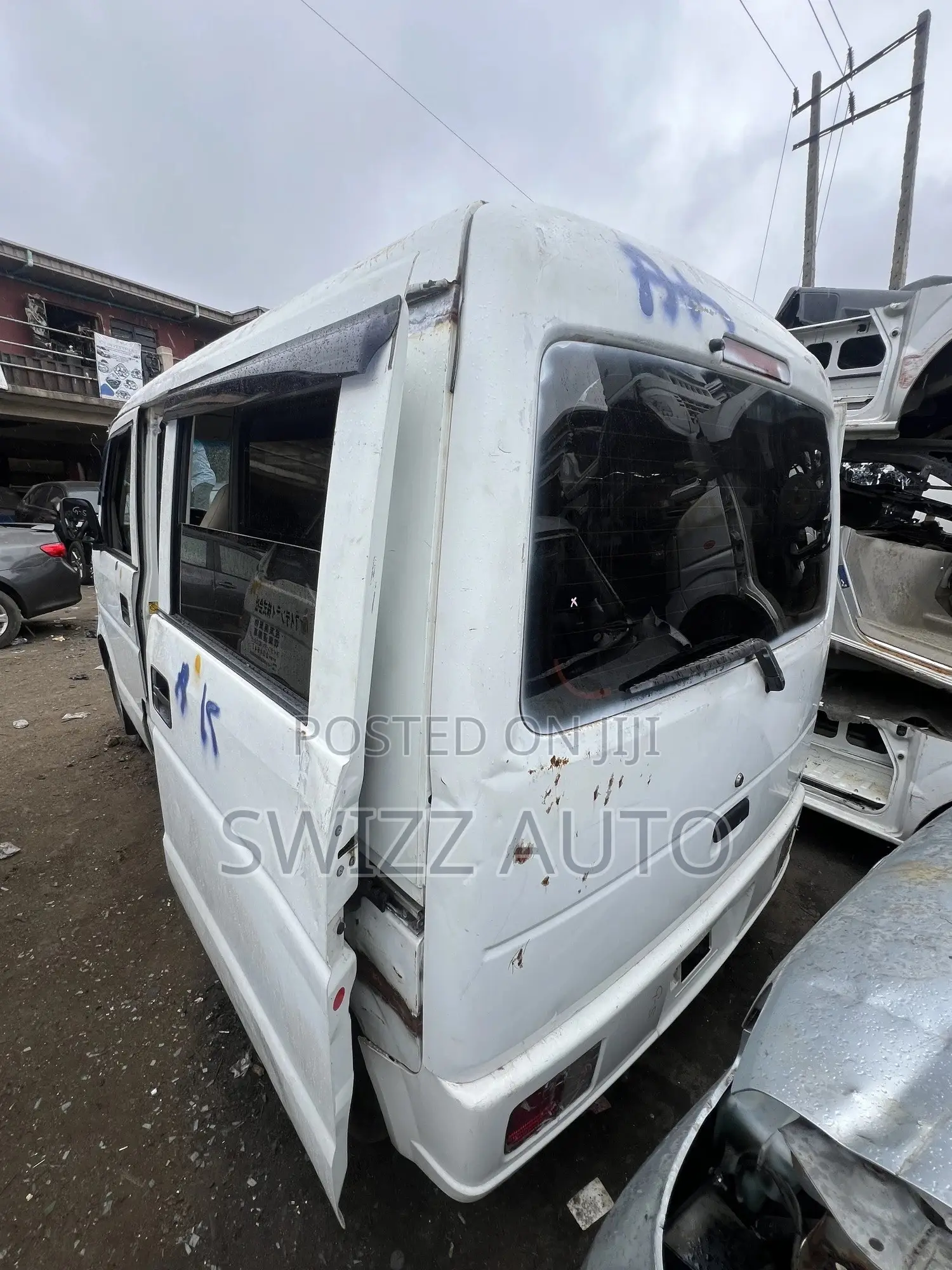 Suzuki Every 2012 White