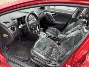 Hyundai Elantra Limited Sedan FWD (1.8L 4cyl 6A) 2013 Red