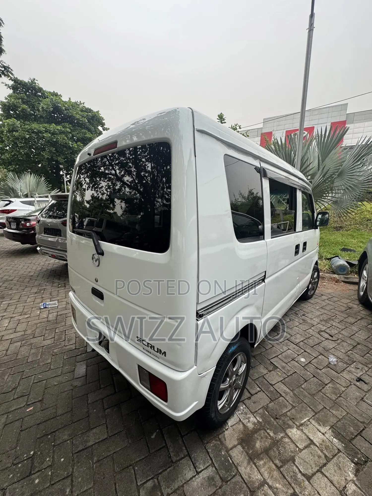 Suzuki Every 2012 White