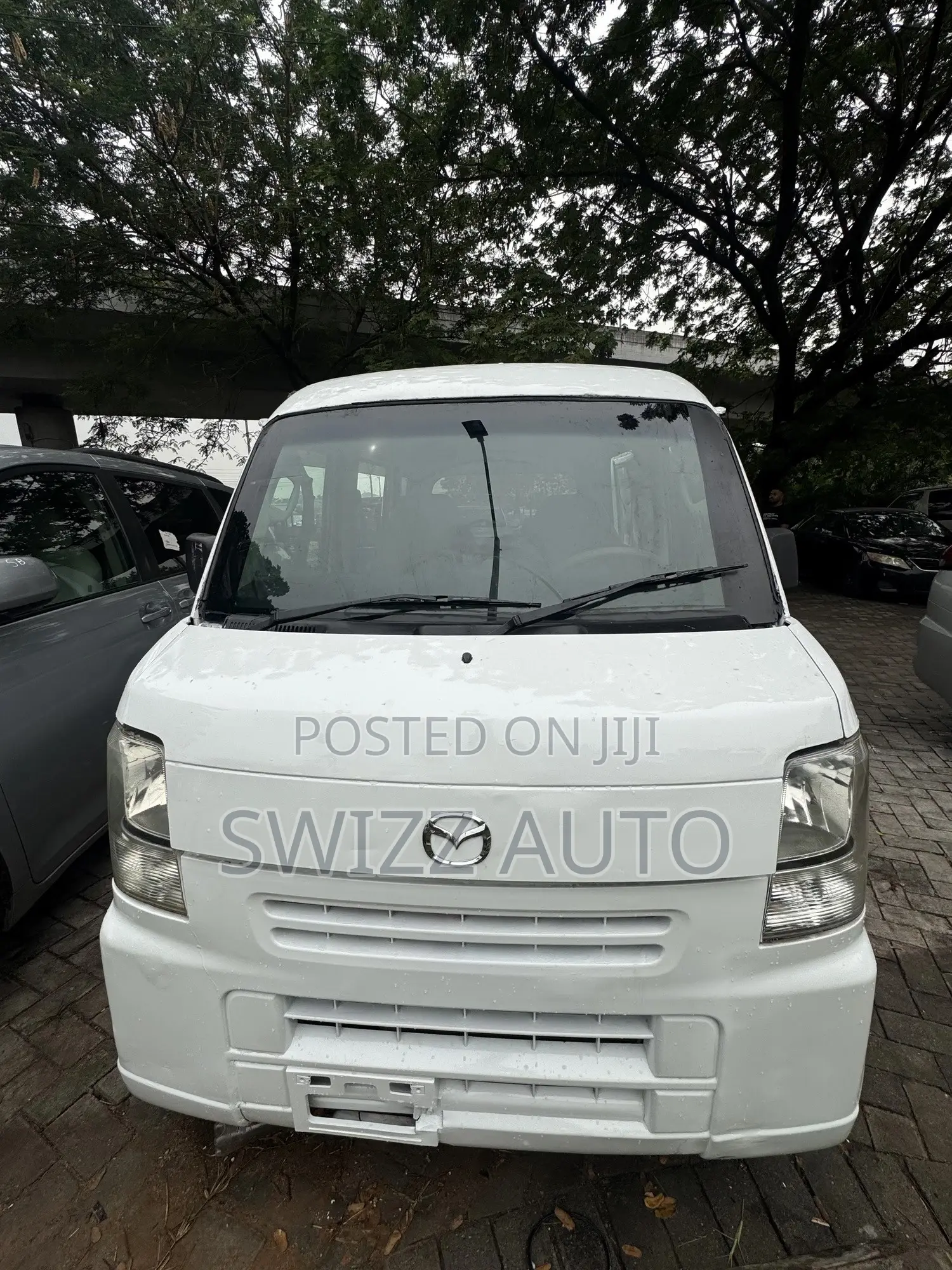 Suzuki Every 2012 White