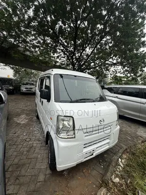 Suzuki Every 2012 White
