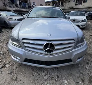 Mercedes-Benz C250 2012 Silver