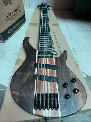 Magna Six Strings Active