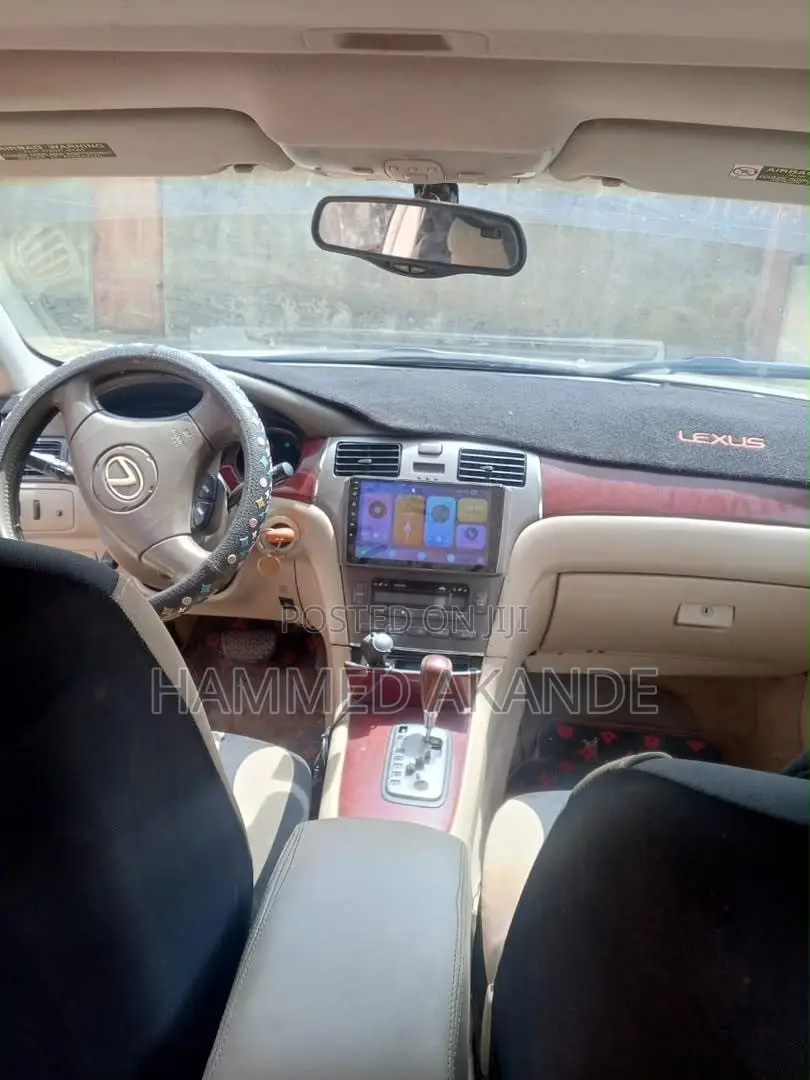 Lexus ES 300 2004 Gold