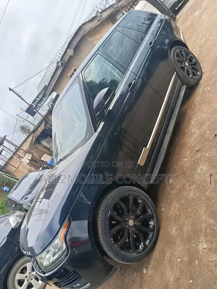 Land Rover Range Rover Vogue 2015 Black