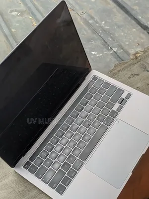 Laptop Apple MacBook 2020 8GB Intel Core i5 SSD 500GB