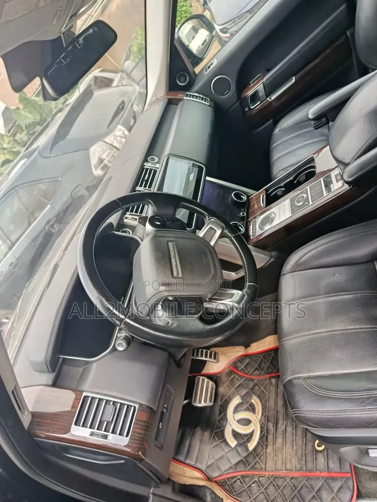 Land Rover Range Rover Vogue 2015 Black