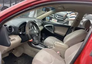 Toyota RAV4 2.4 2008 Red