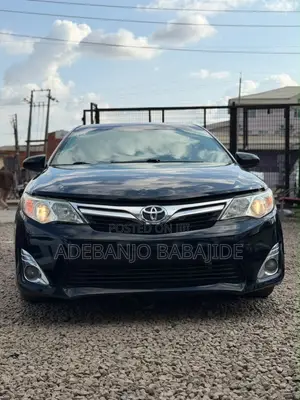 Toyota Camry XLE 4dr Sedan (3.5L 6cyl 6A) 2014 Black