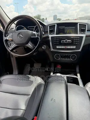 Mercedes-Benz M Class ML350 4dr SUV (3.5L 6cyl 7A) 2015 Black
