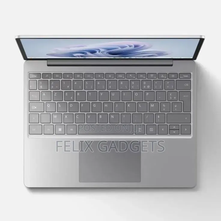 New Laptop Microsoft Surface 16GB Qualcomm Snapdragon X Plus SSD 512GB