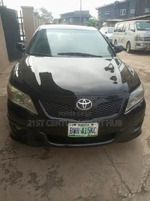 Toyota Camry SE 4dr Sedan (2.5L 4cyl 6AM) 2010 Black