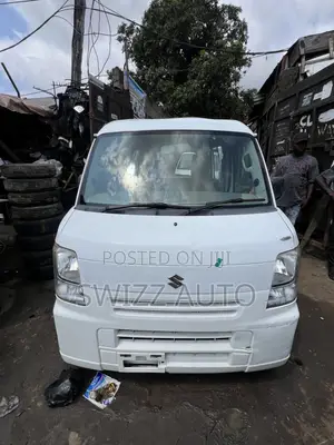 Suzuki Every 2010 White