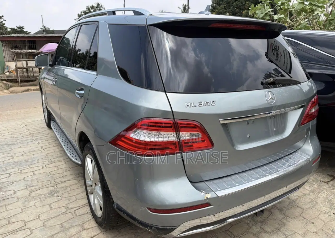 Mercedes-Benz M Class 2013 Blue