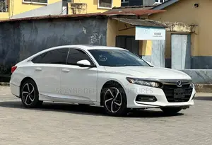 Honda Accord 2018 White