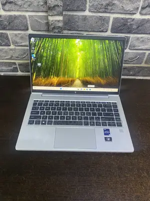 Laptop HP EliteBook 640 G9 16GB Intel Core i7 SSD 512GB