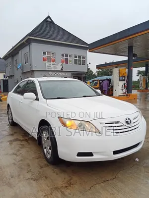 Toyota Camry 2009 White