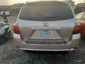 Toyota Highlander 2008 Gold