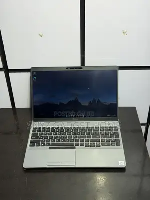 Laptop Dell Latitude 5510 16GB Intel Core i7 SSD 256GB