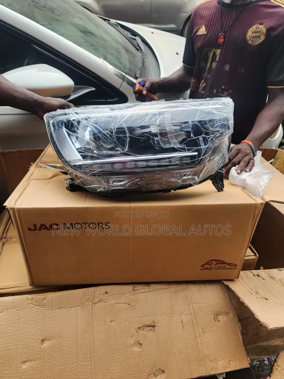 Head Light Jac T8