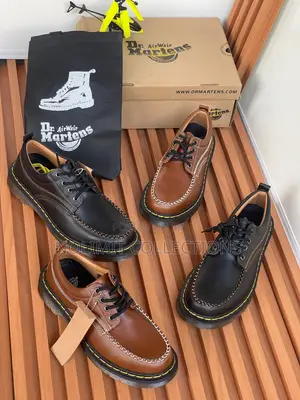 Dr Martens Lowell Leather Moc Toe Shoes