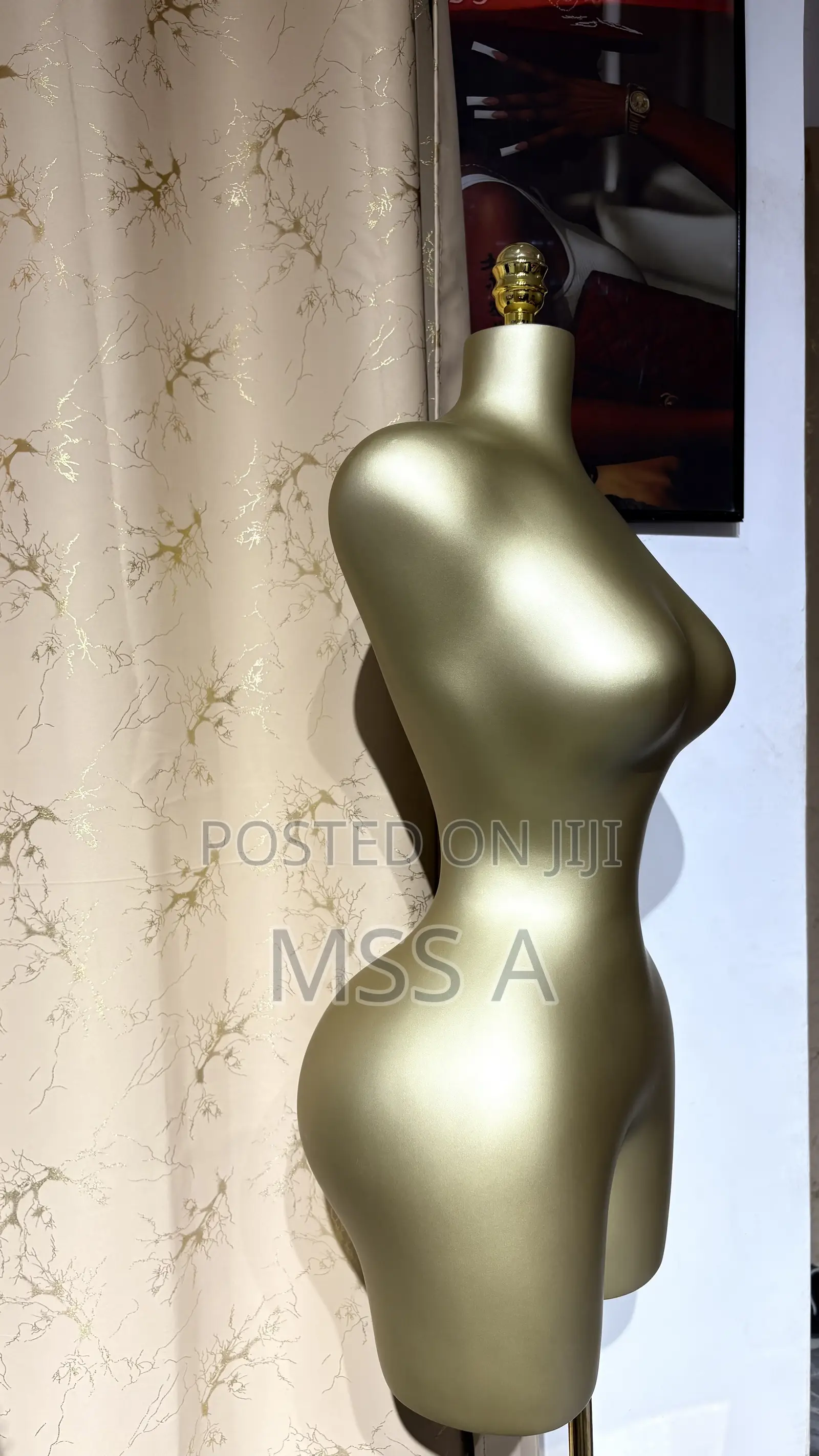 BBL Mannequin