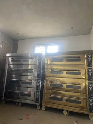 Fairly Used Commercial 1bag Oven 4deck and 16trays