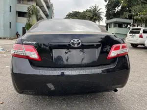Toyota Camry LE 4dr Sedan (2.5L 4cyl 6AM) 2010 Black