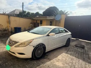 Hyundai Sonata 2011 White